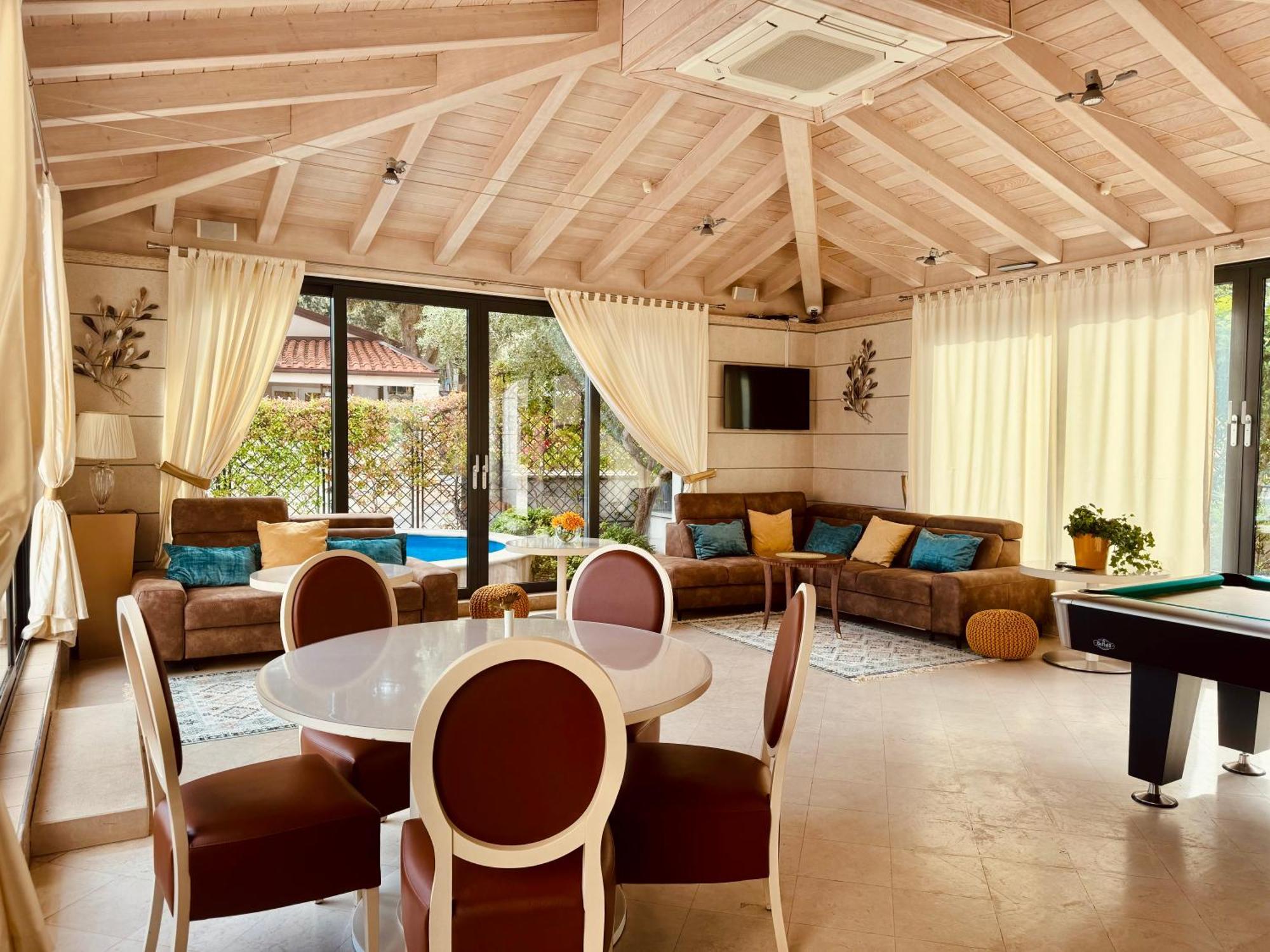 Boutique Oasi Pjescana Uvala