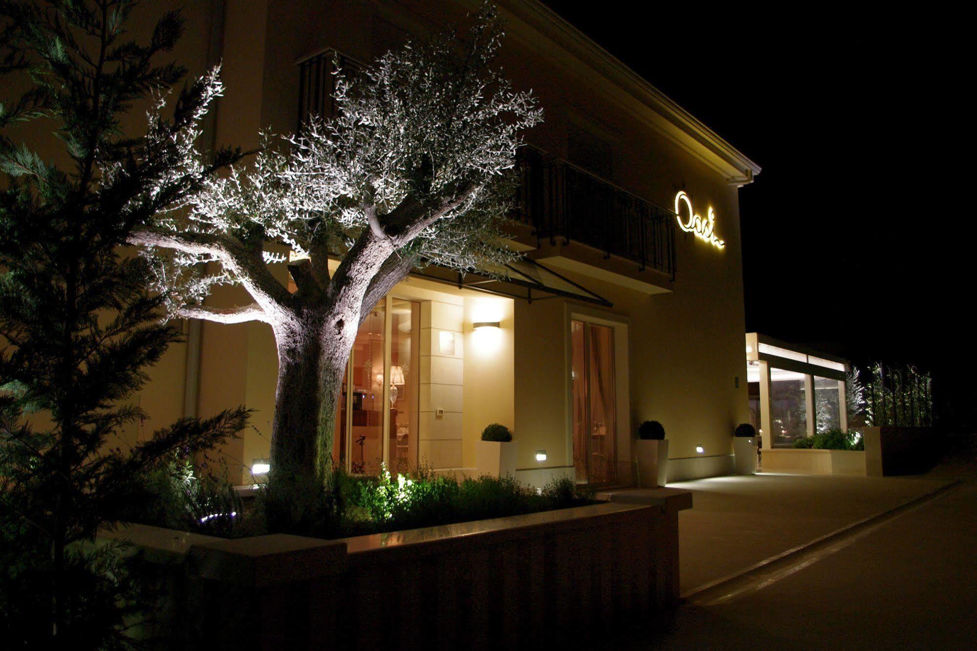 Boutique Oasi Bed & Breakfast